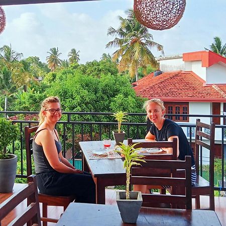 Ayubowan Homestay كاتوناياكى المظهر الخارجي الصورة
