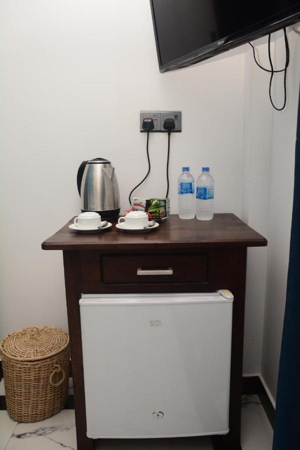 Ayubowan Homestay كاتوناياكى المظهر الخارجي الصورة