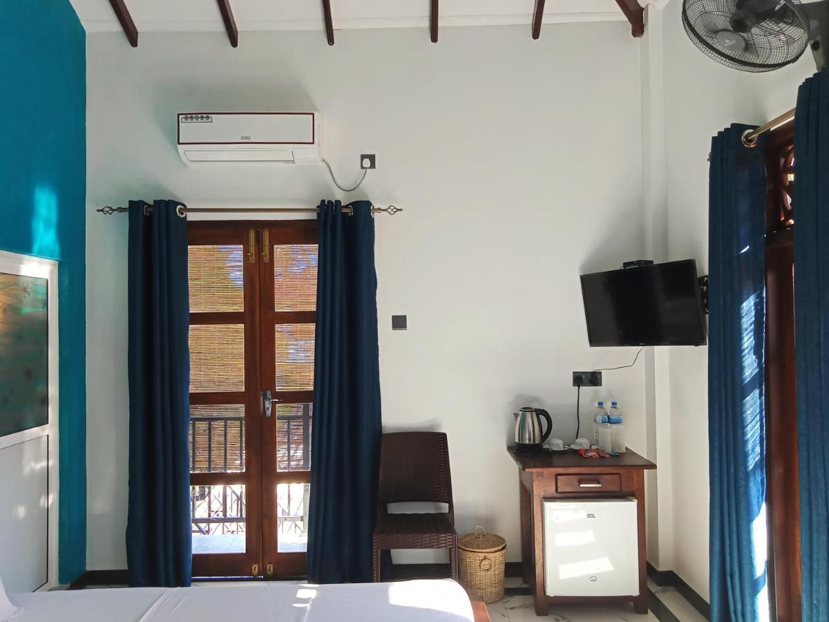 Ayubowan Homestay كاتوناياكى المظهر الخارجي الصورة