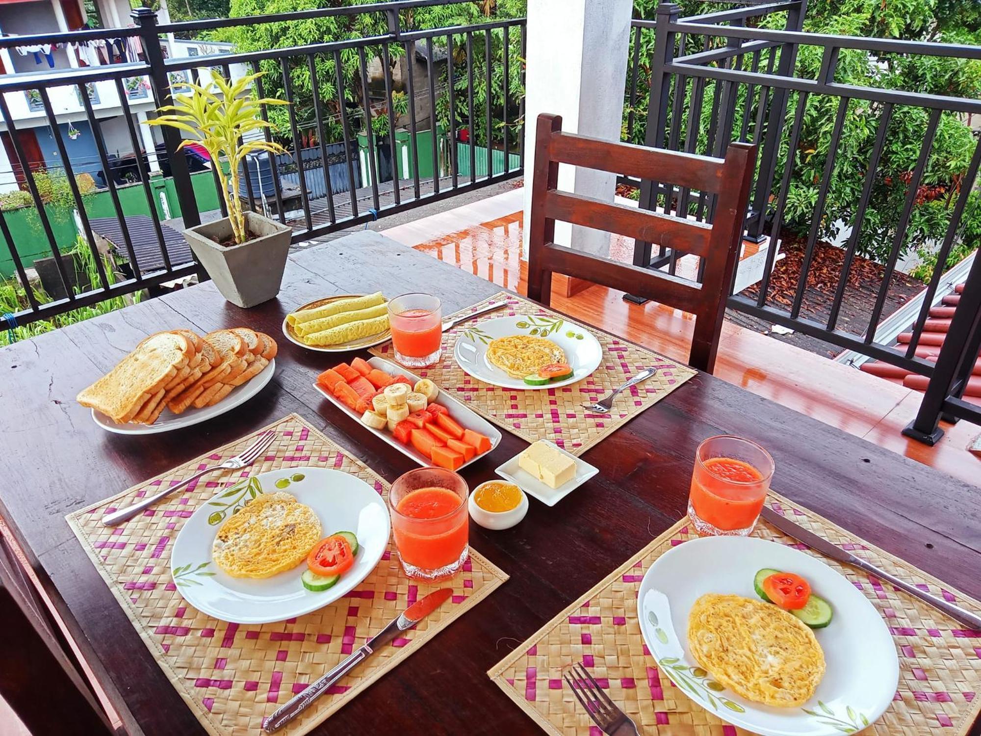Ayubowan Homestay كاتوناياكى المظهر الخارجي الصورة
